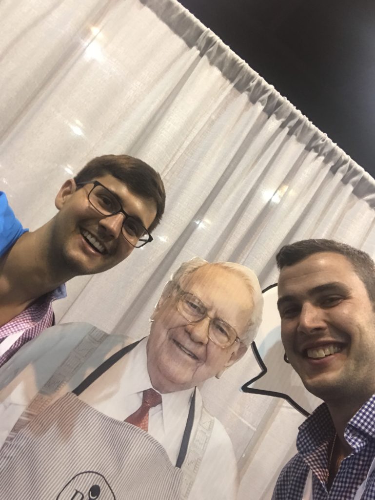 2019 Warren Buffet Selfie - Financial Glass